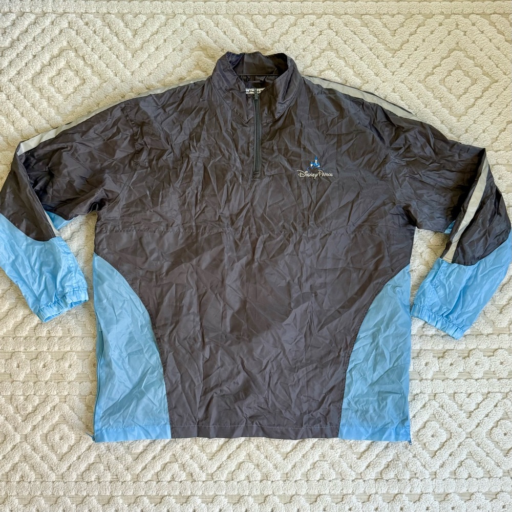 Disney Parks Castle Packable / Stowable Windbreaker 1/4 Zip Unisex size XL / XXL